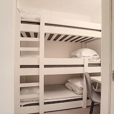 Rubensplein 7p, 4 Adults & 3 Kids - Free Parking * Knokke-Heist