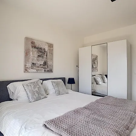 Apartman Rubensplein 7p, 4 Adults & 3 Kids - Free Parking